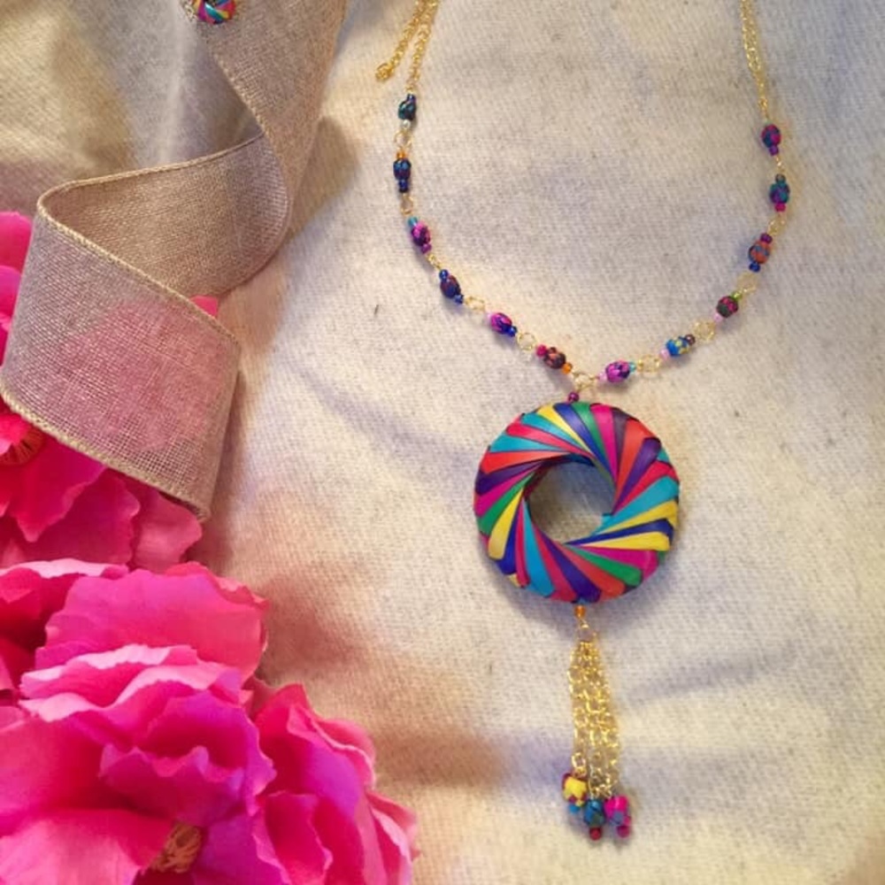 Woven multi color necklace.